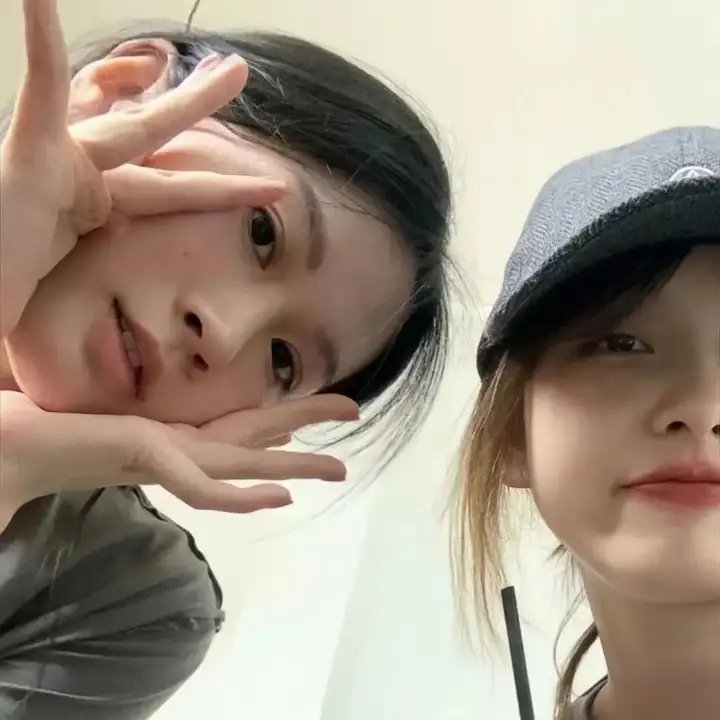 血红溅白纱